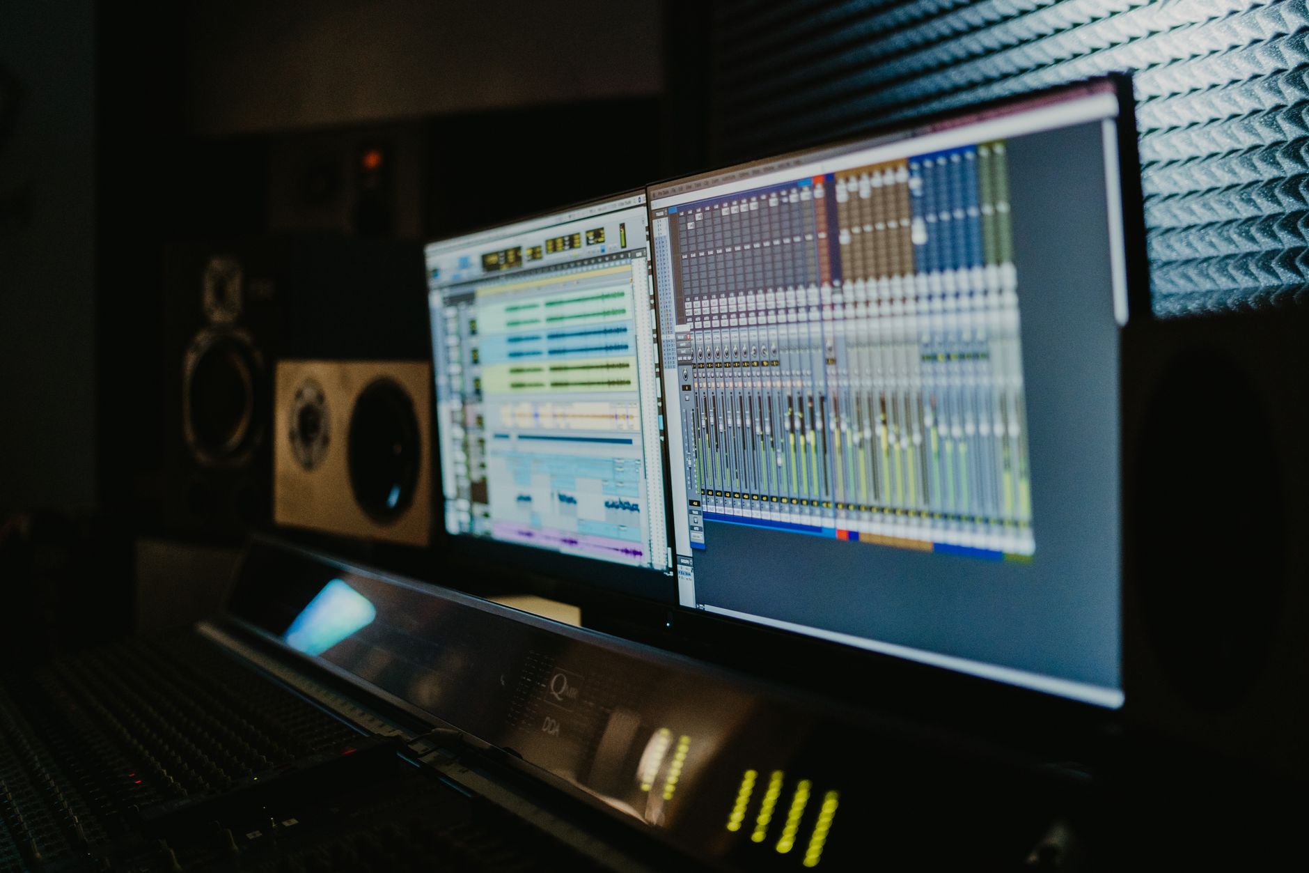 Pro Tools (Avid) comme station de travail audio de référence : à quoi on a vraiment affaire ? — interface logiciel station audio