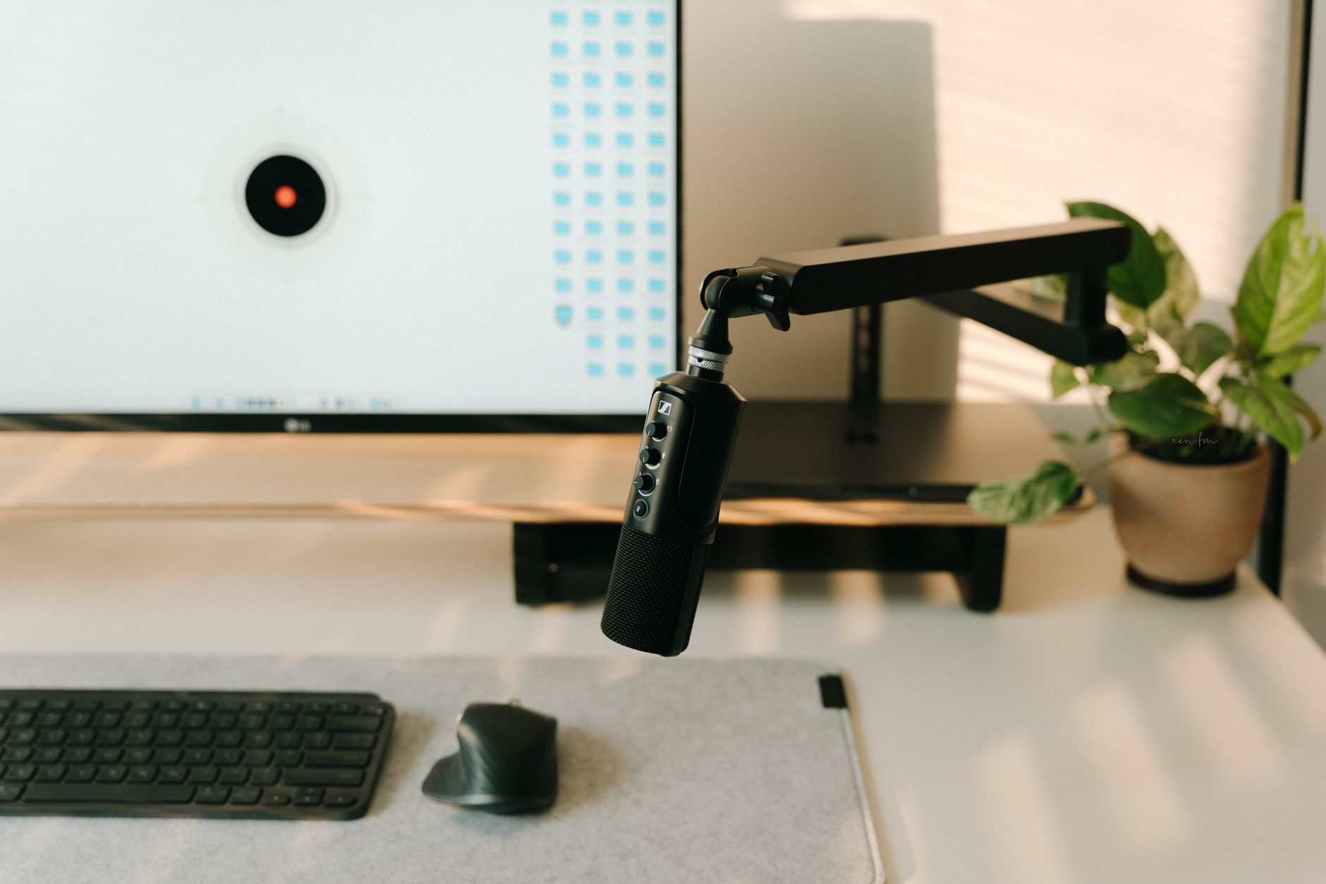 Quel micro choisir pour le streaming selon votre budget et votre pièce — installation de microphone pour streaming