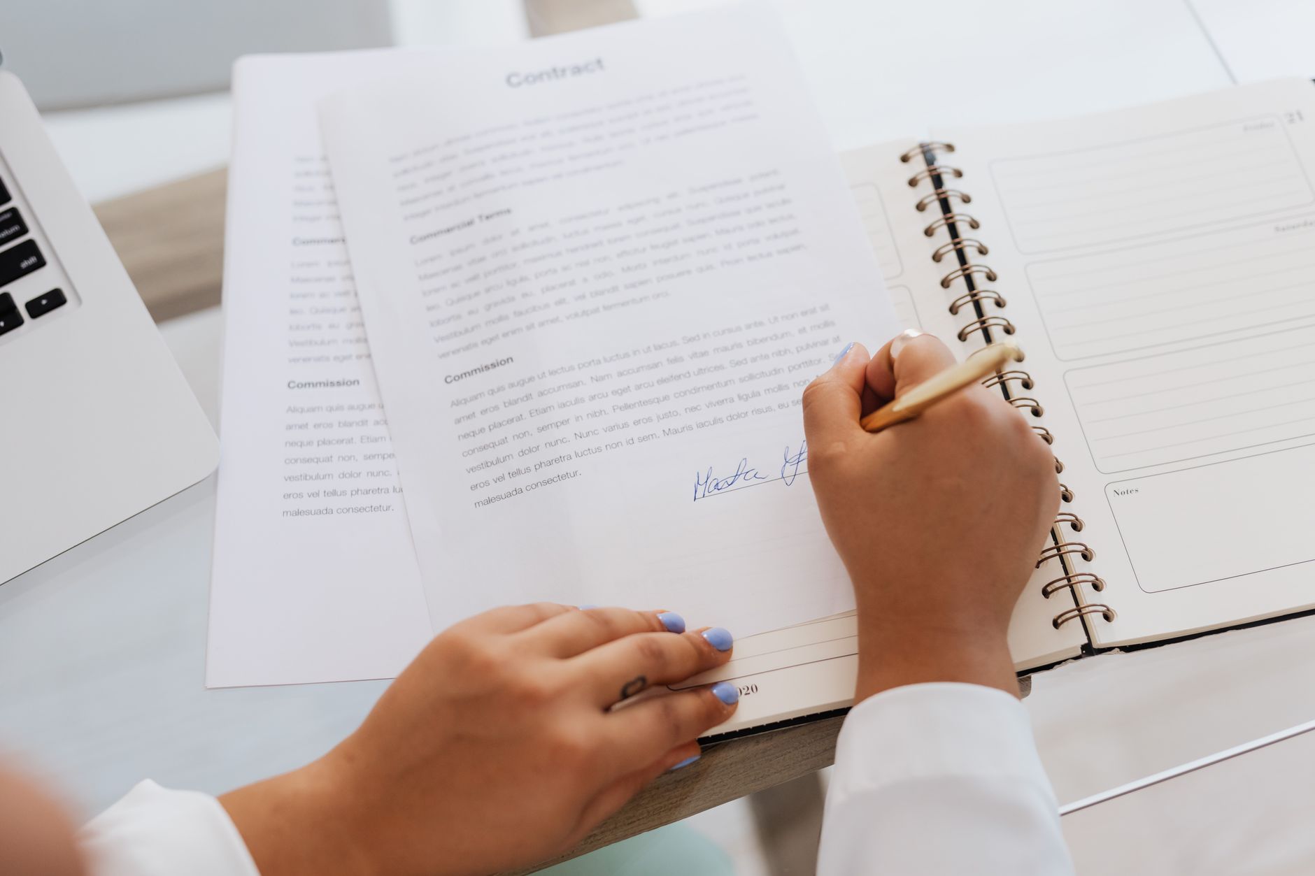 Contrat de licence musique définition, — signature contrat de licence musicale