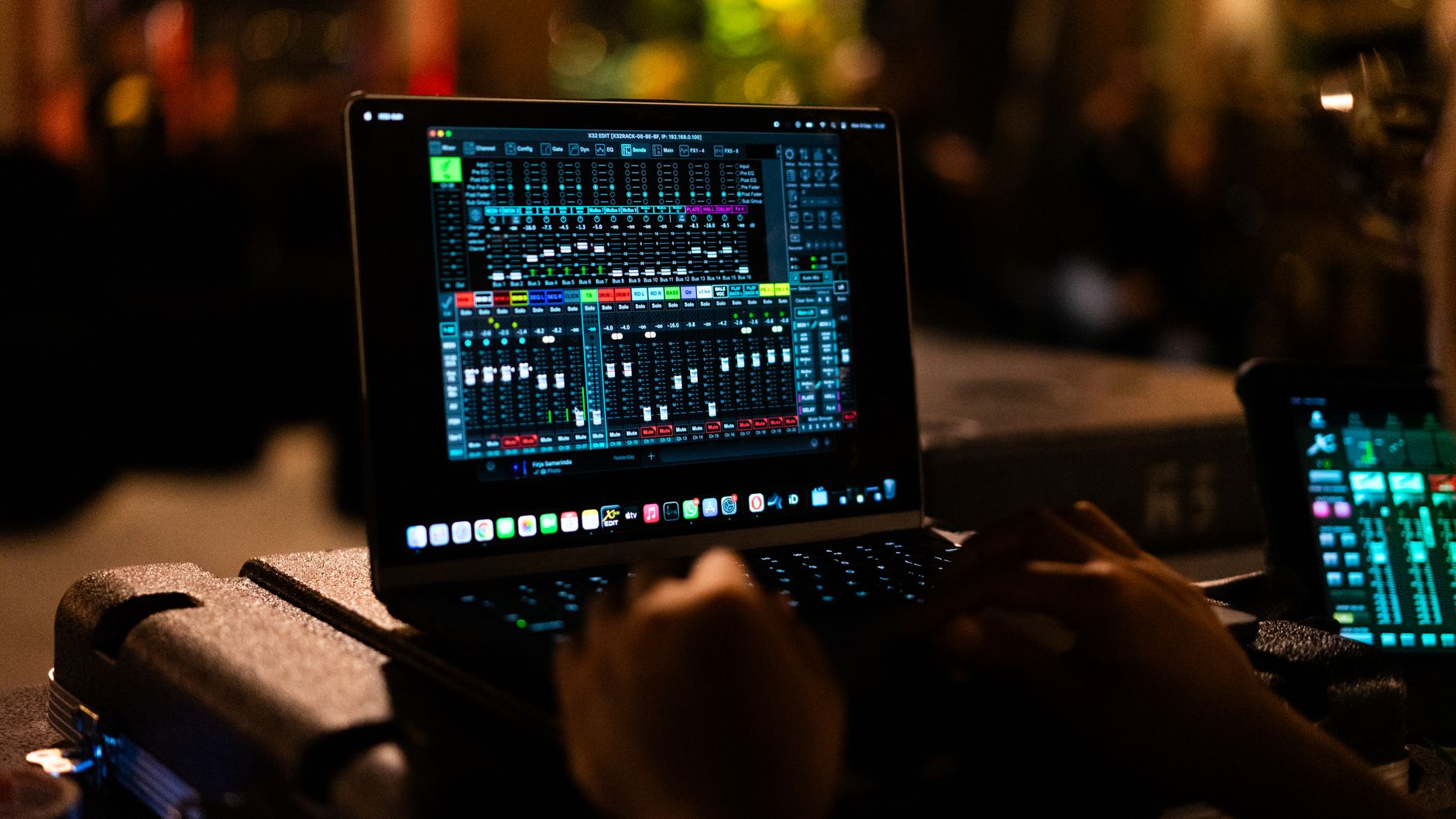 Mixage en ligne et édition audio dans le navigateur : ce que permettent vraiment les outils gratuits — interface de mixage audio en ligne